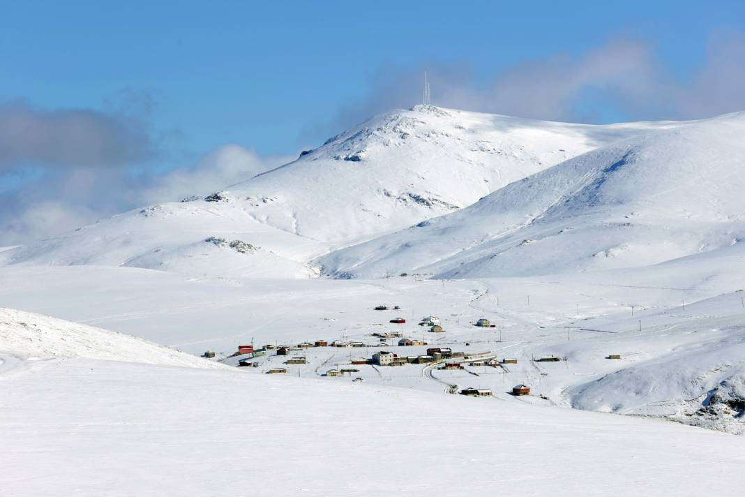 Trabzon'un yüksek kesimleri beyaz örtüyle kaplandı - Resim: 2